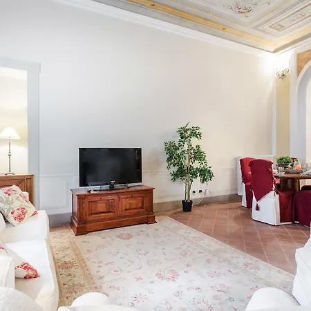 Apartamento Casa Daniela, Beyond The Extraordinary Romantic Quiet Spacious Next To Guinigi Tower