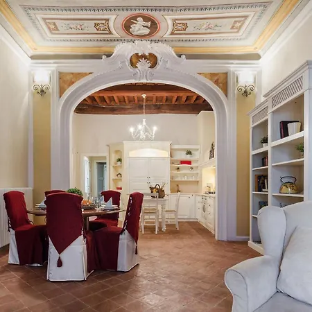 Casa Daniela, Beyond The Extraordinary Romantic Quiet Spacious Next To Guinigi Tower