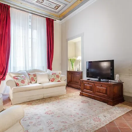 Casa Daniela, Beyond The Extraordinary Romantic Quiet Spacious Next To Guinigi Tower * לוקה
