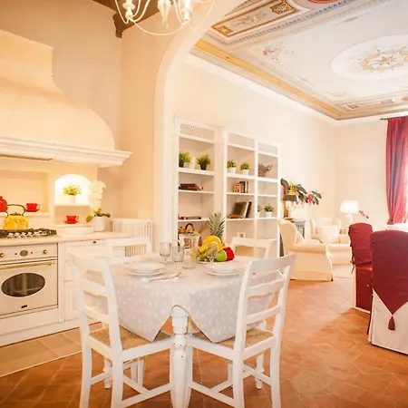 דירה Casa Daniela, Beyond The Extraordinary Romantic Quiet Spacious Next To Guinigi Tower