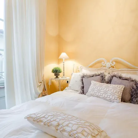 דירה Casa Daniela, Beyond The Extraordinary Romantic Quiet Spacious Next To Guinigi Tower לוקה