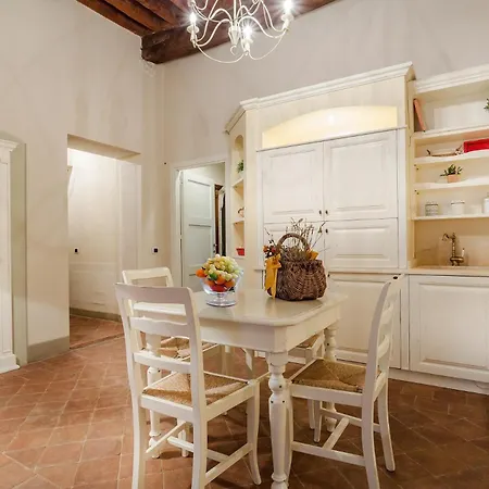 דירה Casa Daniela, Beyond The Extraordinary Romantic Quiet Spacious Next To Guinigi Tower לוקה