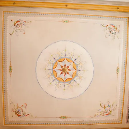 Casa Daniela, Beyond The Extraordinary Romantic Quiet Spacious Next To Guinigi Tower